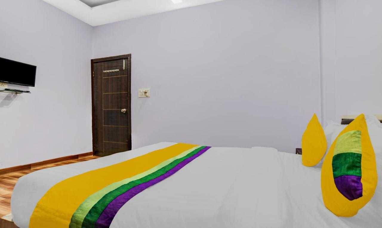Itsy By Treebo - Utsav Inn Indore Esterno foto